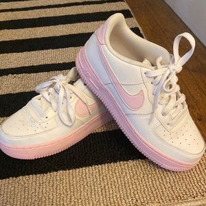 💕Pink and White Nike Air Force 1’s💕